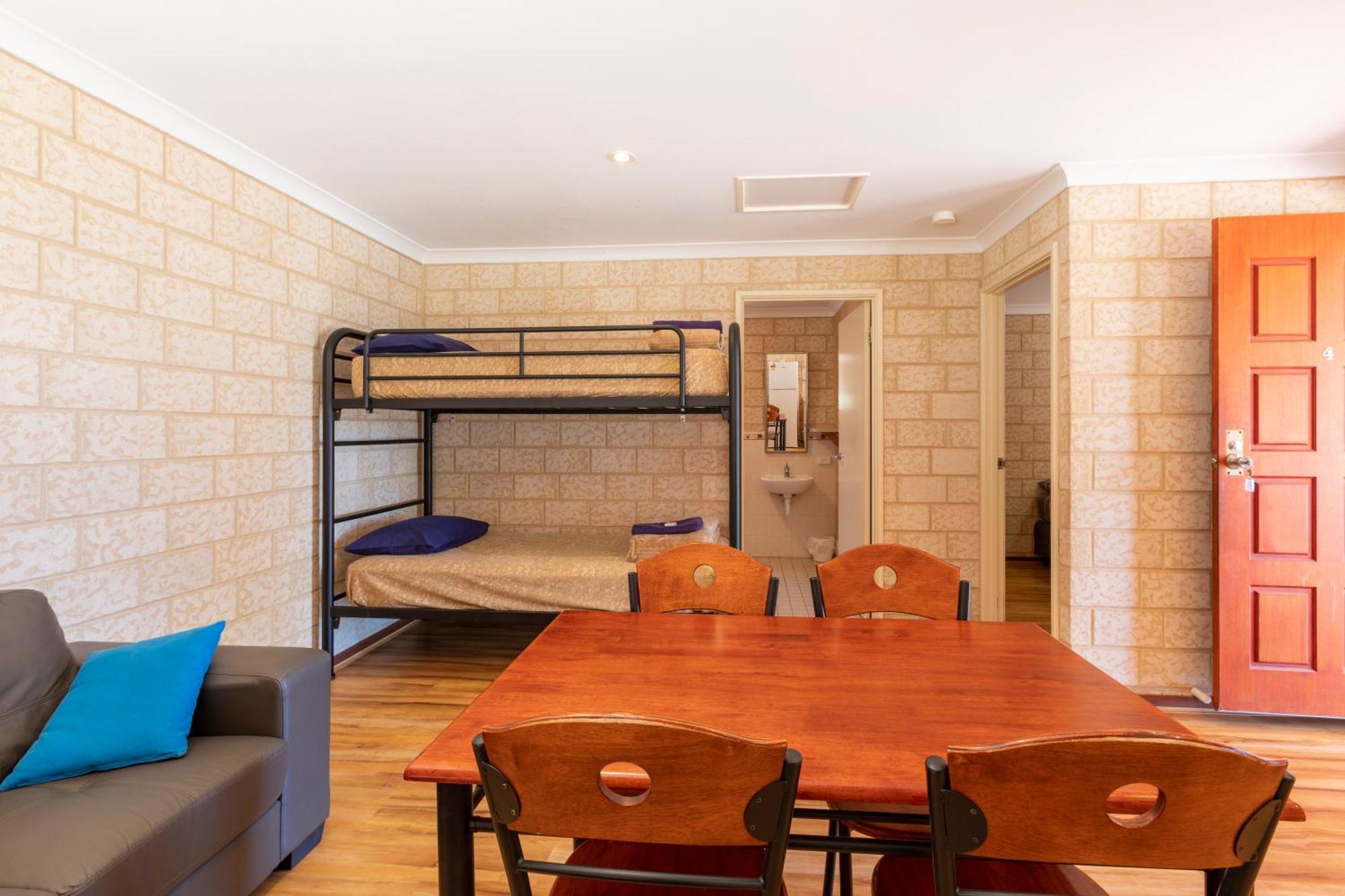 Kalbarri Tudor Holiday Park エクステリア 写真